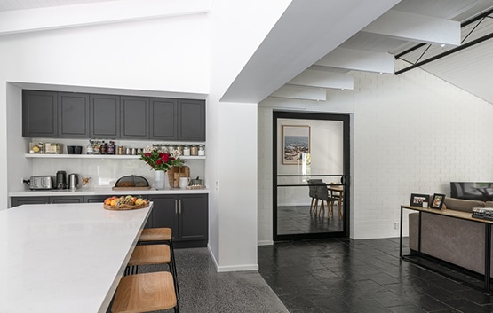 Modern Kitchen House Built — Luna Constructions⁤, QLD